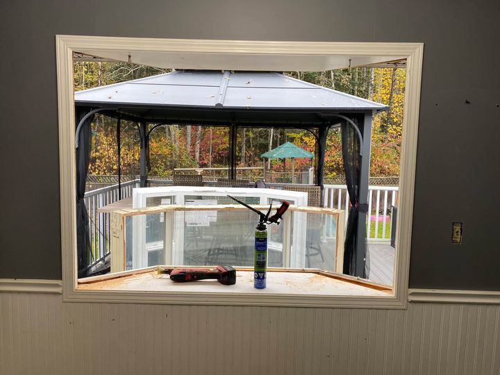 Bay window opening from inside during the install